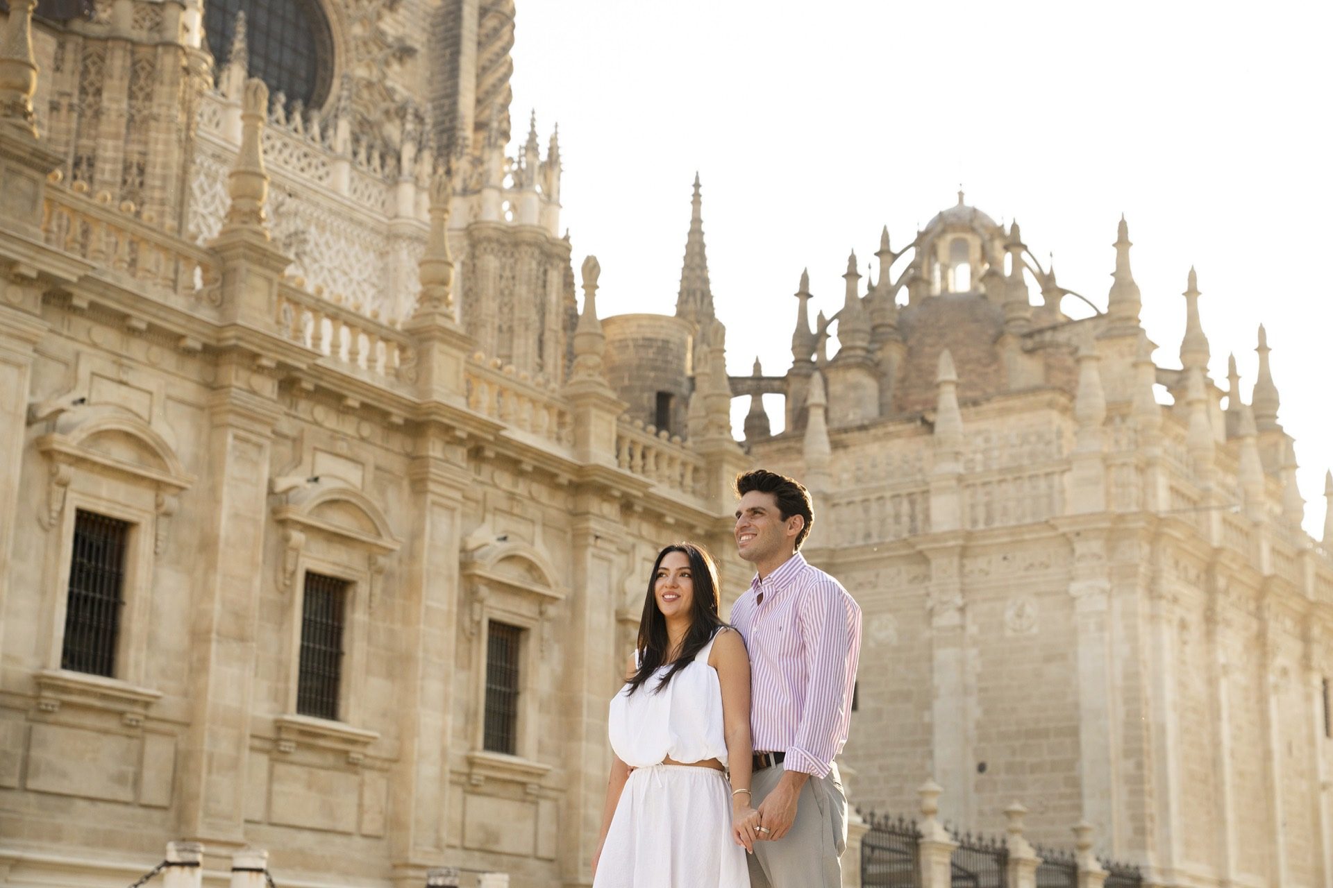 Romantic couples portrait in Seville